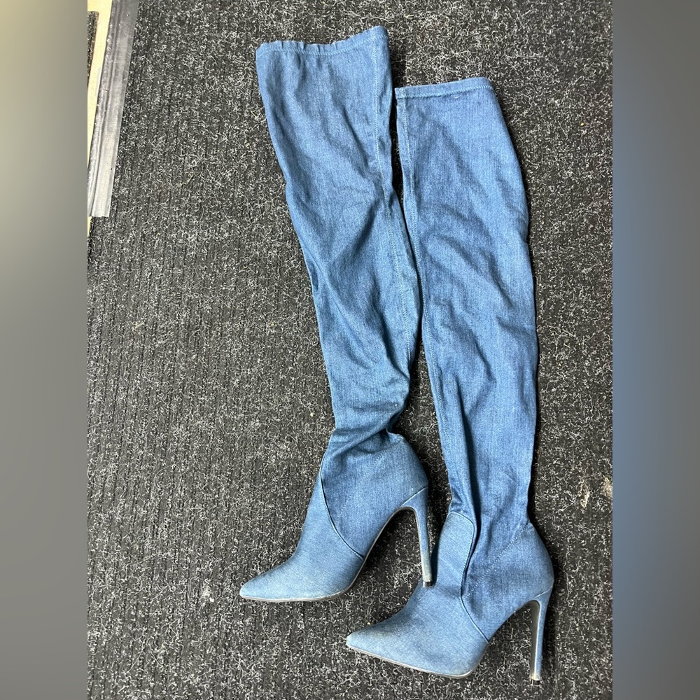 Woman’s size 9 denim thigh high heeled boots